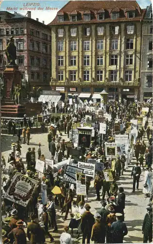 Leipzig - Markt während der Messe -665966