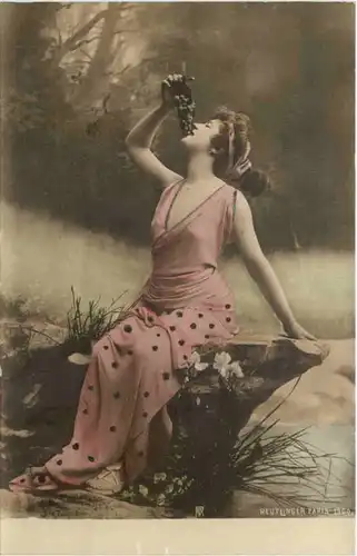 Frau - Reutlinger Paris -666730