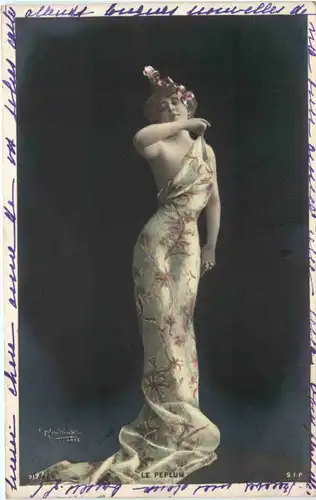 Le Peplum - Reutlinger Paris -666804