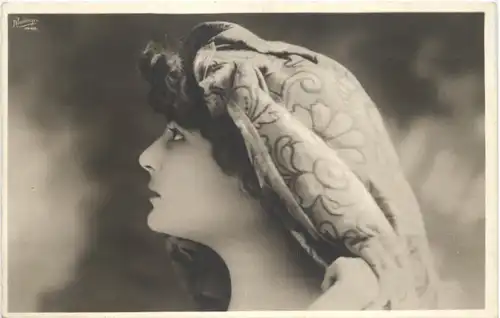 Frau - Reutlinger Paris -666734