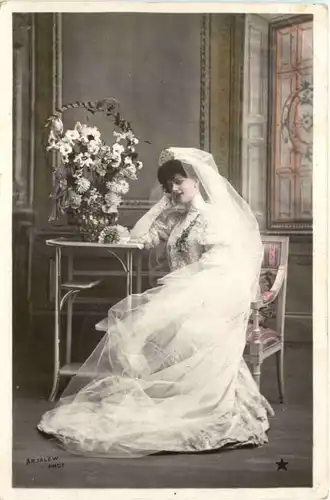 Frau - Braut -668224