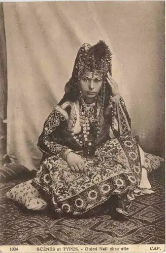 Algerien - Ouled Nail chez elle -669382