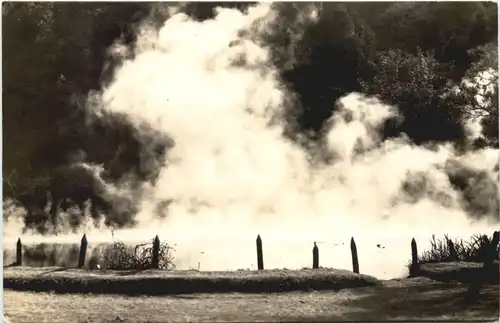 Japan - Schwefelquelle -669420