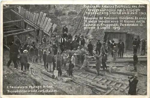 Wittenbach Rettung eines Arbeiters aus dem Bruggwaldtunnel 1909 -669674