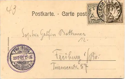 Frau mit Champagner -669758