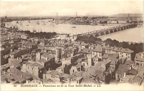 Bordeaux, Panorama vu de la Tour Saint-Michel -541810