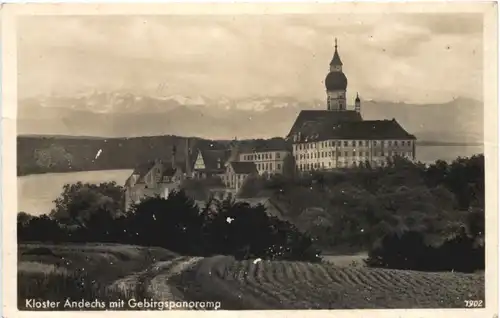 Andechs, Kloster mit Gebirgspanorama -545482