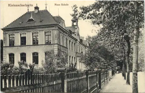 Kleinzschachwitz - Neue Schule - Dresden -672044