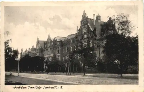 Dresden - Frauenklinik -671786