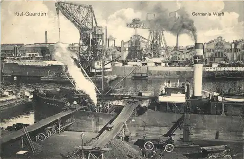 Kiel-Gaarden - Germania Werft -672646