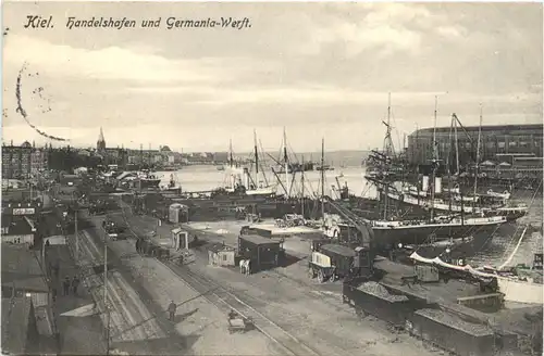 Kiel - Handelshafen und Germania Werft -672650