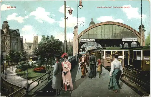 Berlin - Hochbahnhof Nollendorfplatz -673276