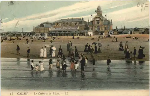 Calais - Le Casino et la Plage -673778