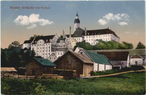 Andechs, Kloster, Blick auf Pfarrkirche und Dorfschmiede von Erling -546078