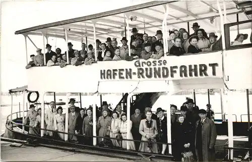 Hamburg - Hafenrundfahrt -677268