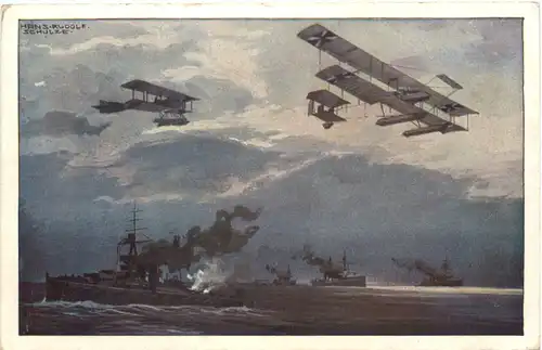 Wasserflugzeuge über der englischen Flotte -678214