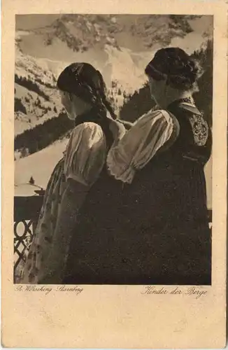 Frauen - Kinder der Berge -679842