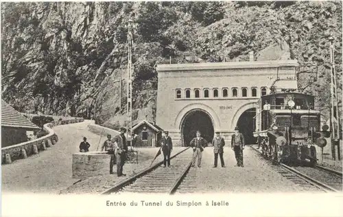 Entree du Tunnel du Simplon a Iselle -680328