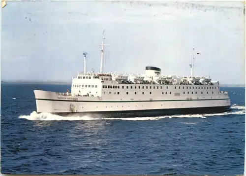 DB fährschiff Theodor Heuss -680676