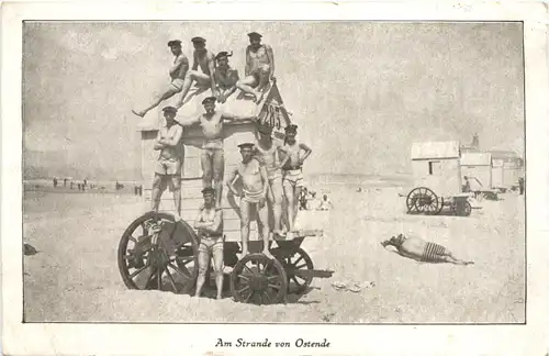 Am Strande in Ostende -680976