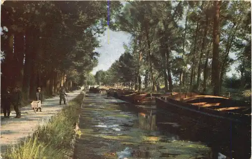 Aisne Marnekanal bei Loivre -681600
