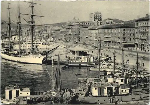 Rijeka - luka -681860