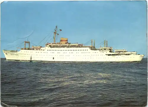 Urlauberschiff MS Völkerfreundschaft -682298