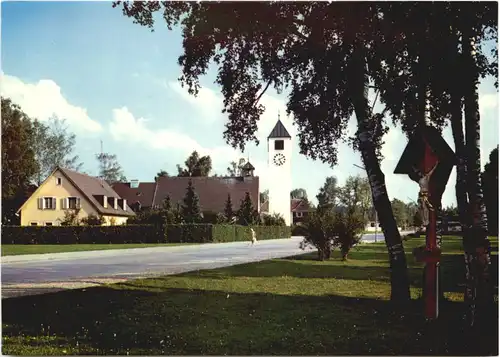Pullach, bei der evangel. Kirche -546974