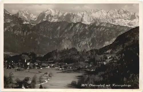 Oberaudorf mit Kaisergebirge -547190