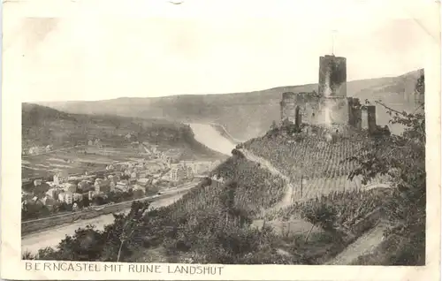 Bernkastel mit Ruine Landshut -547338