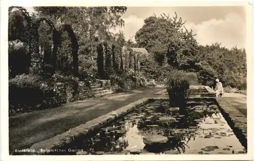 Bielefeld - Botanischer Garten -687440