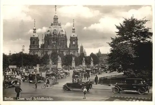 Berlin - Dom und Schlossbrücke -688966