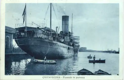 Civitavecchia - Piroscafo in partenza -689180