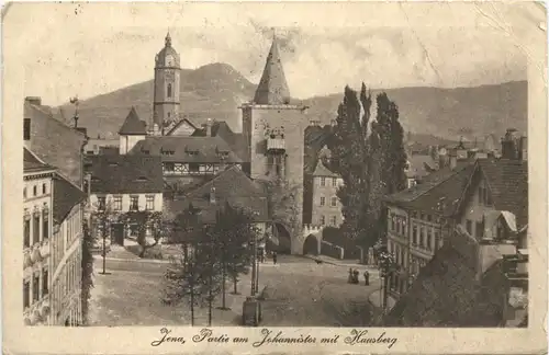 Jena - Partie am Johannistor mit Hausberg -689284