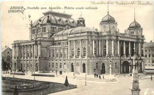 Zagreb - Theatre croate nationale -689810