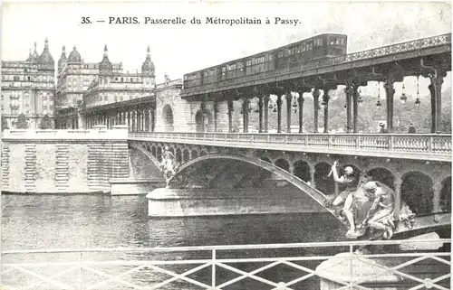 PAris - PAsserelle du Metropolitain a Passy -690054