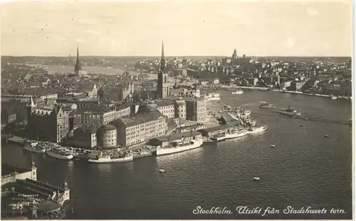 Stockholm - Utsikt fran Stadshusets torn -690996
