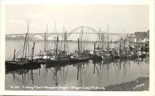 Newport Oregon - Fishing Fleet -690918