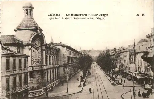 Nimes - Le Boulevard Victor Hugo -694370
