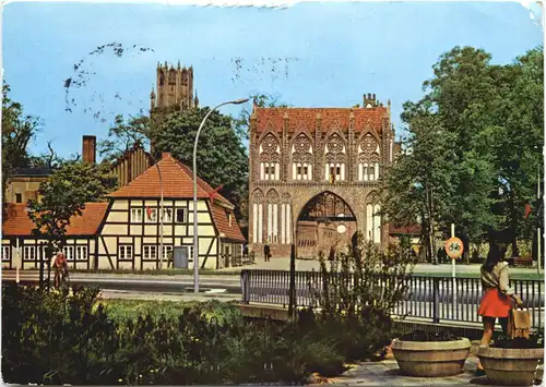Neubrandenburg, Stargarder Tor -551886