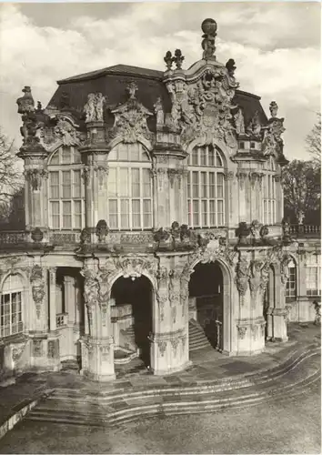 Dresden, Zwinger -551910