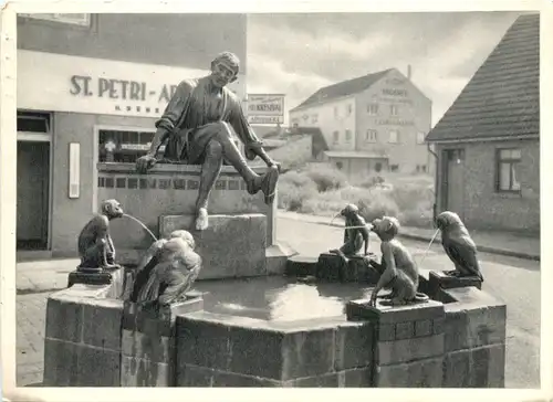 Braunschweig, Eulenspiegelbrunnen -552346