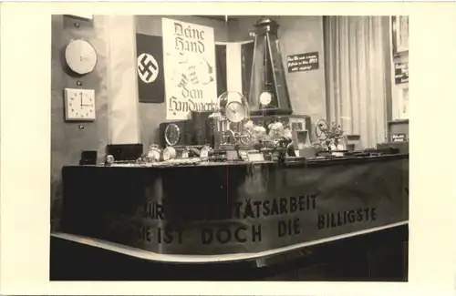 Uhren Ausstellung 3. Reich -696798