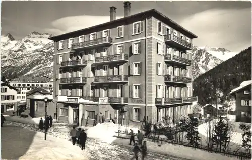 Saas Fee - Hotel Dom -697652