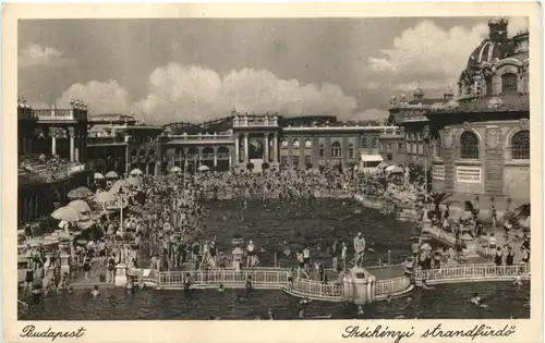 Budapest - Szechenyi strandfürdö -697716