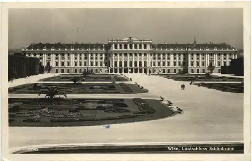 Wien - Lustschloss Schönbrunn -698202