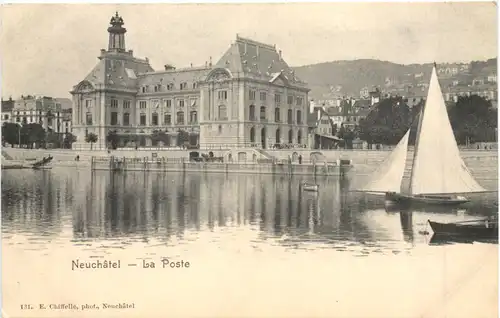 Neuchatel - La Poste -698408