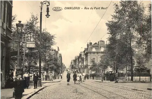 Charleroi - Rue du Pont Neuf -699232