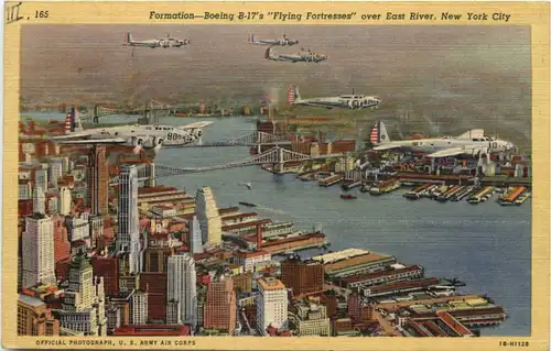 New York City - Flying Fortresses -701484
