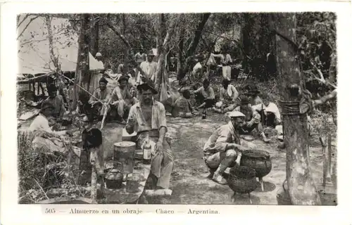 Argentina - Chaco - Almuerzo en un obraje -701646